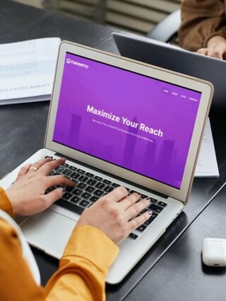 cropped-Image-showing-a-woman-accessing-Maxsemo-website.jpg